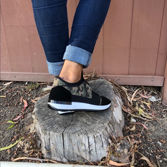 WOMEN CAMOUFLAGE SNEAKERS - Picture 5 of 6